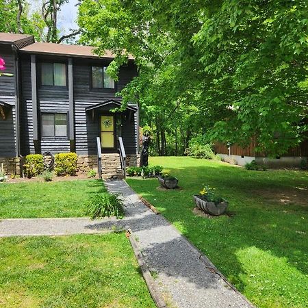 J.Creek Retreat, Creekside Townhouse +1 Car Garage Villa Maggie Valley Eksteriør billede